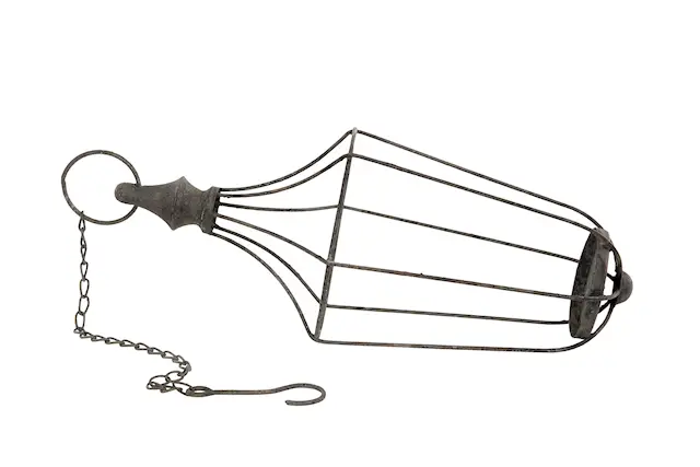 Candle Holder with Chain